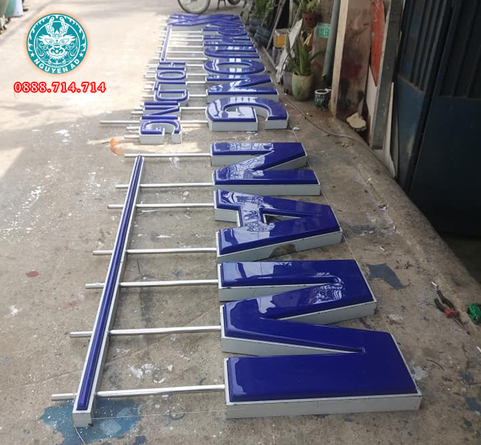 xưởng gia công quảng cáo nguyenad