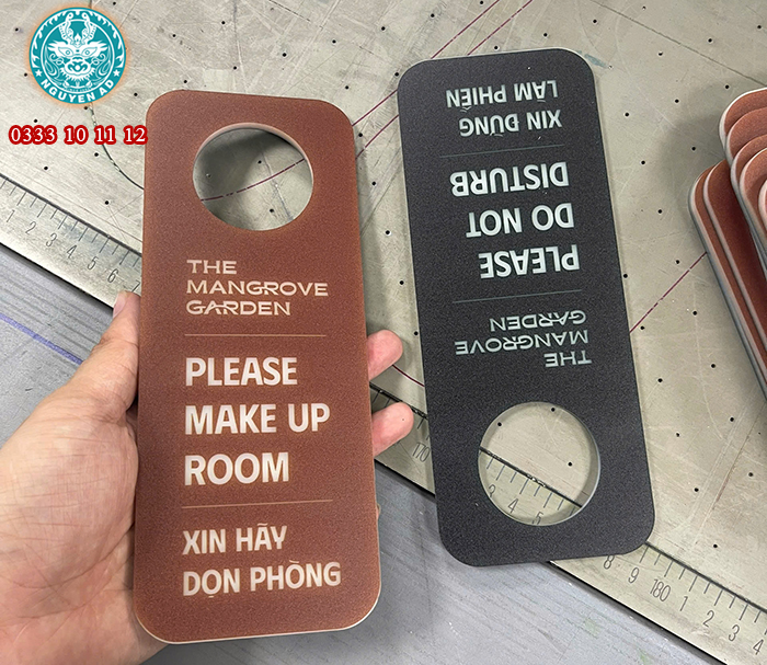 Làm Bảng inox ăn mòn Tên Công Ty Chuyên Nghiệp