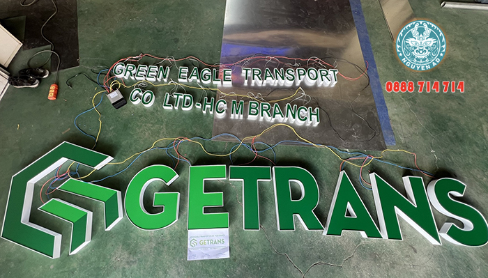 chữ mica đẹp, xưởng gia công chữ mica khổ lớn