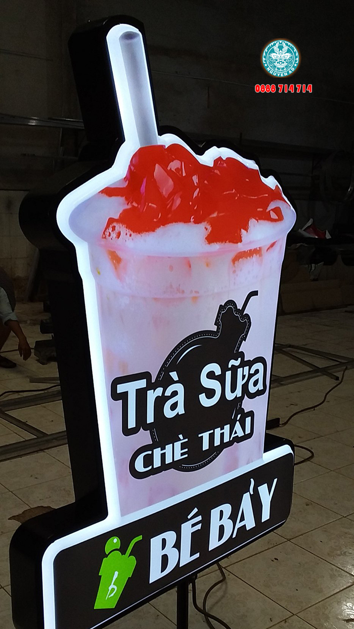 Hộp Đèn Mica Hút Nổi Hình Ly Trà Sữa – Cafe 3D ,Biển hiệu hộp đèn hút nổi quán trà sữa phong cách trẻ