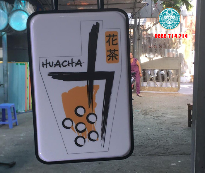 xưởng gia công hộp đèn mica hút nổi ẩm thực đẹp