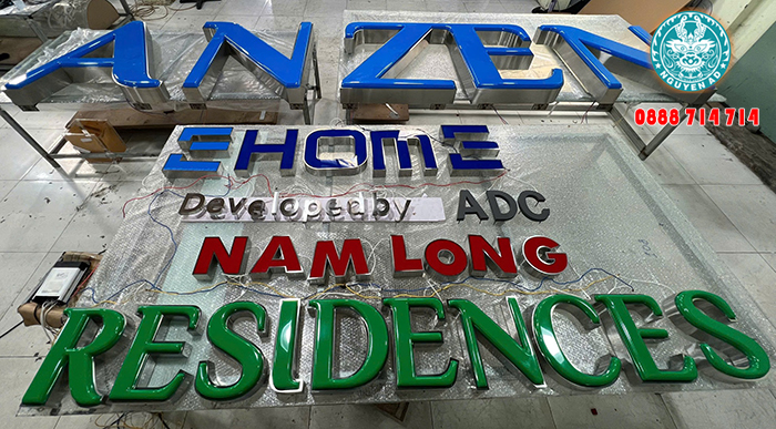 gia công chữ mica hút nổi đẹp