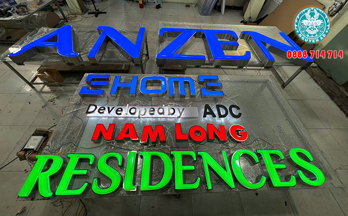 gia công chữ mica hút nổi đẹp