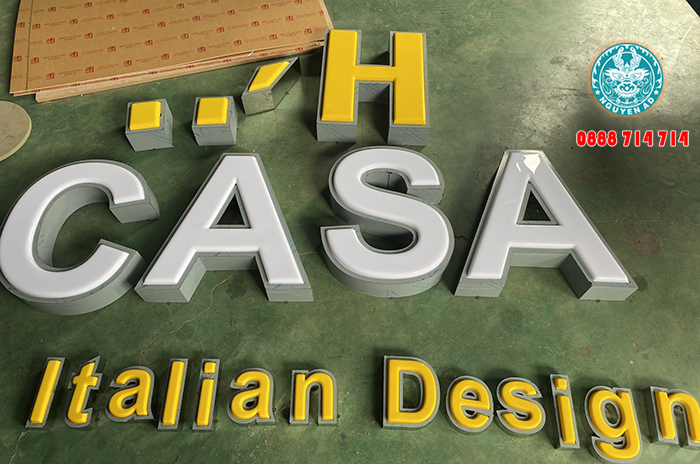 gia công chữ mica hút nổi đẹp