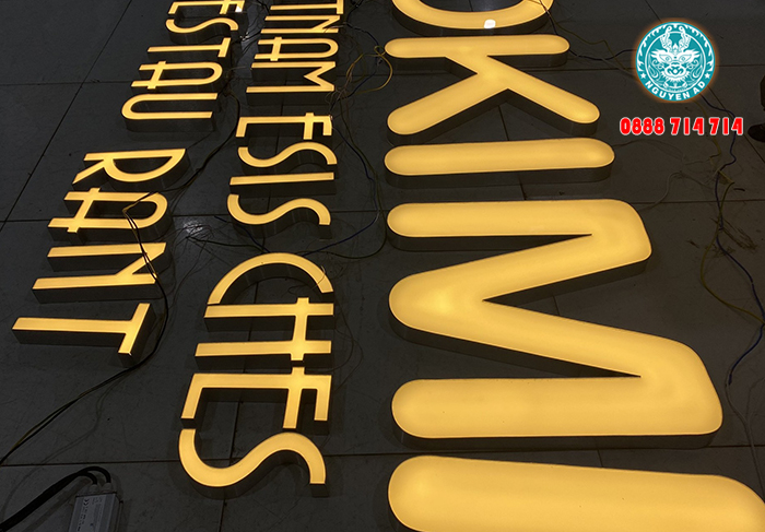 Mẫu Chữ Mica Hút Nổi 