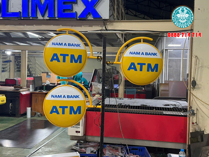 Hộp đèn mica hút nổi – Giải pháp quảng cáo hiện đại cho ngân hàng và thương hiệu lớn