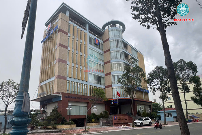 làm bảng hiệu đẹp, bảng hiệu quảng cáo tấm lớn đẹp cho petrolimex