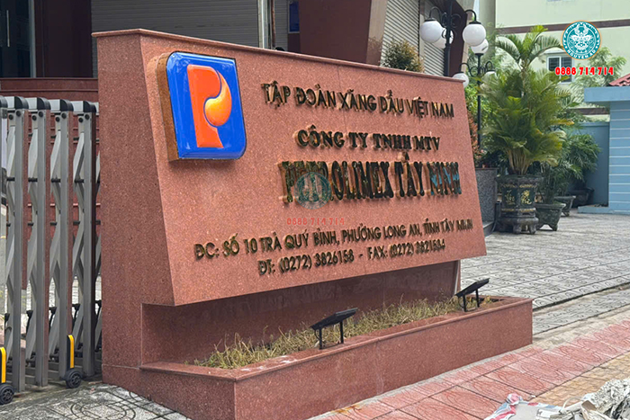 Thi công bảng hiệu chữ nổi quảng cáo Petrolimex Tây Ninh