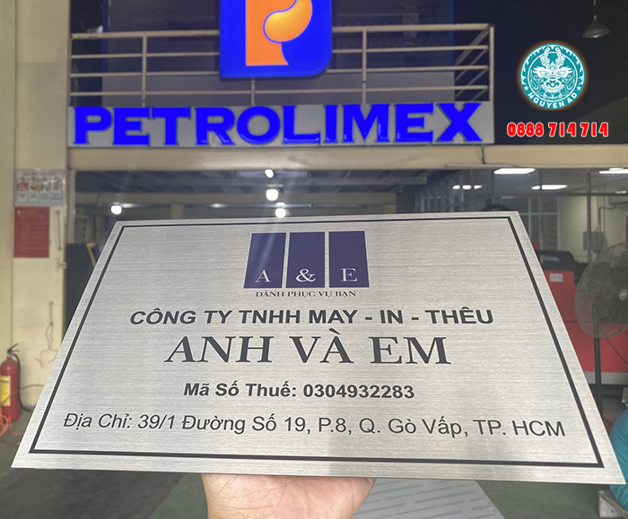 Gia công bảng inox ăn mòn tại Đồng Nai – Chất lượng bền đẹp, giá tận xưởng