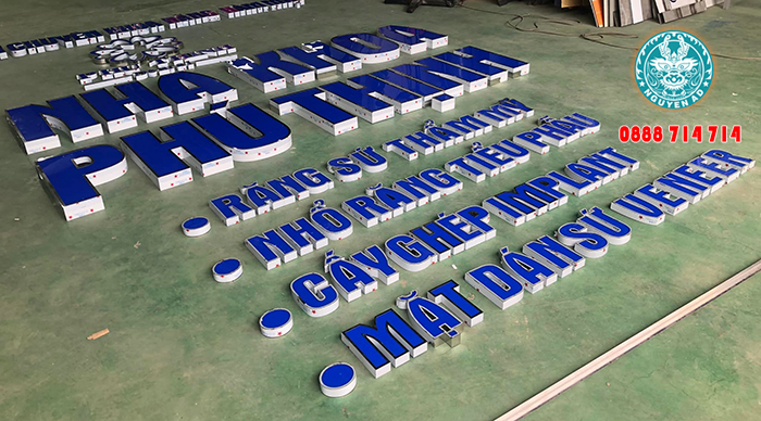 gia công chữ inox lồng mặt mica hút nổi tại Long An?