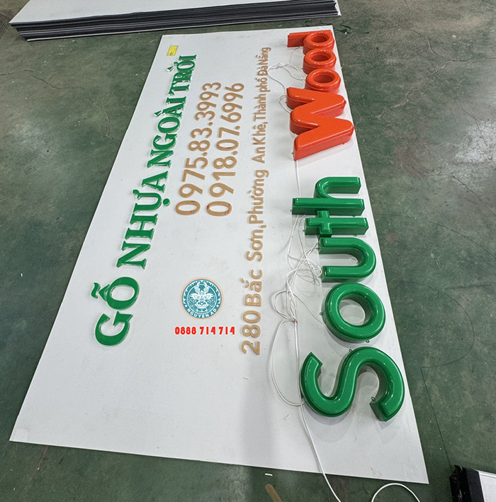 chữ inox lồng mặt mica hút nổi được ưa chuộng tại Bình Dương