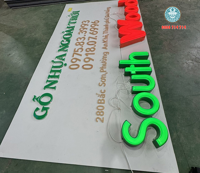 chữ inox lồng mặt mica hút nổi được ưa chuộng tại Bình Dương