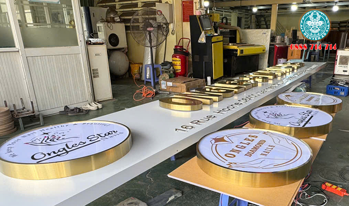gia công chữ inox vàng đẹp cho bảng hiệu 2026