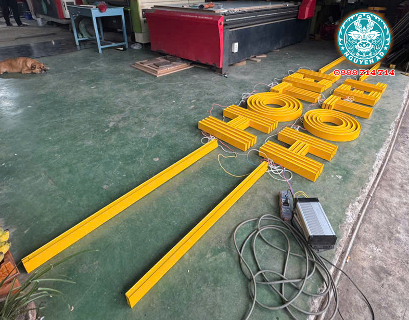 Chữ tôn sơn tĩnh điện đẹp nhất 2027 