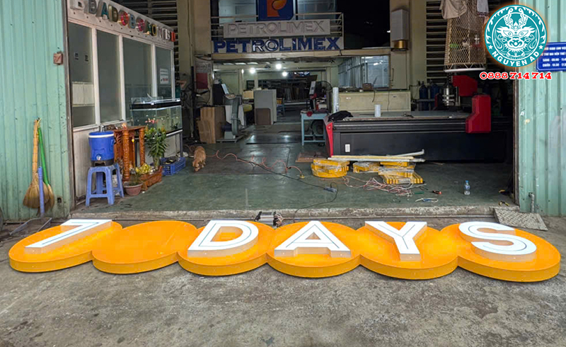 Chữ tôn sơn tĩnh điện đẹp nhất 2027 