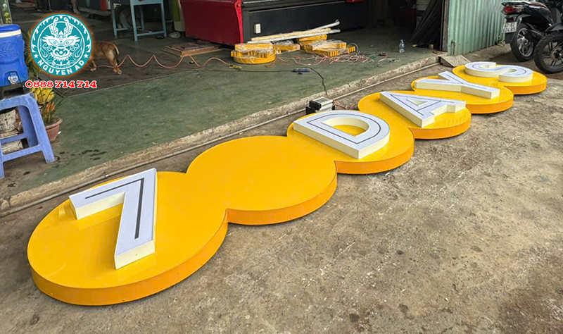 Chữ tôn sơn tĩnh điện đẹp nhất 2027 