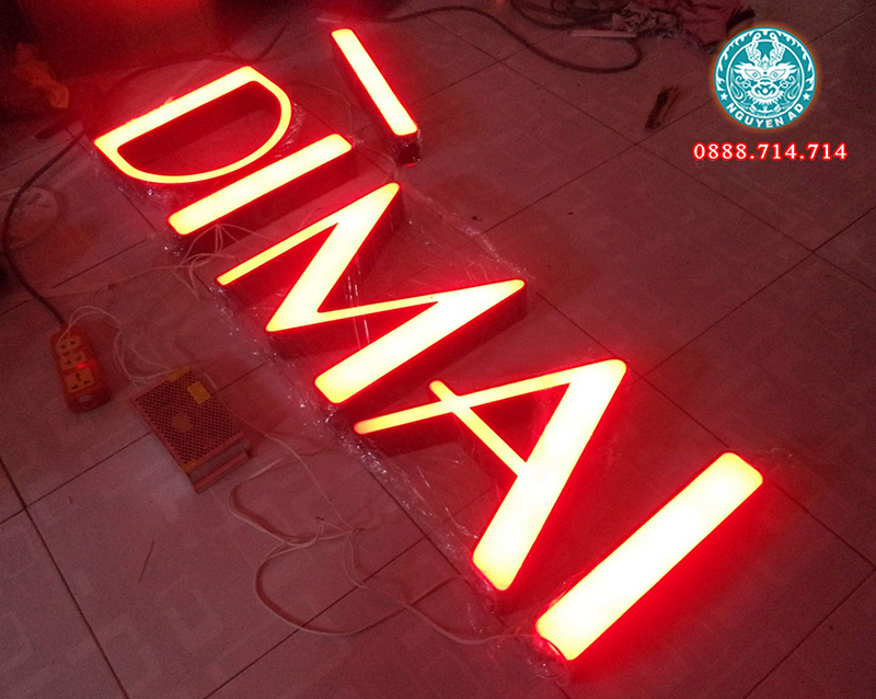 gia công chữ nổi inox âm đèn led