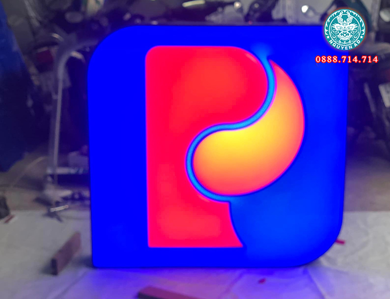 xưởng gia công bảng hiệu Petrolimex