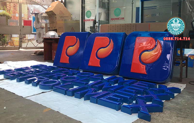 logo Petrolimex, chữ nổi Petrolimex